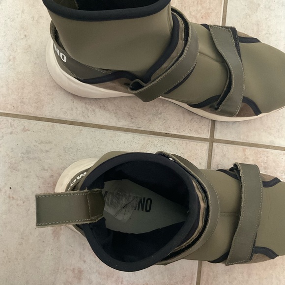 Moschino High Tops - Picture 4 of 5